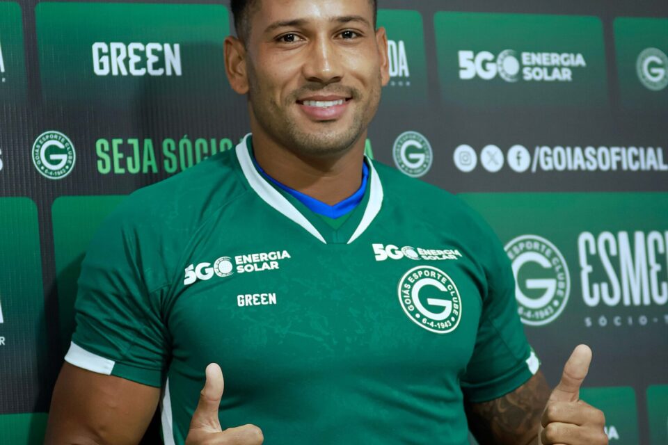 Apresentação de Gonzalo no Goiás
