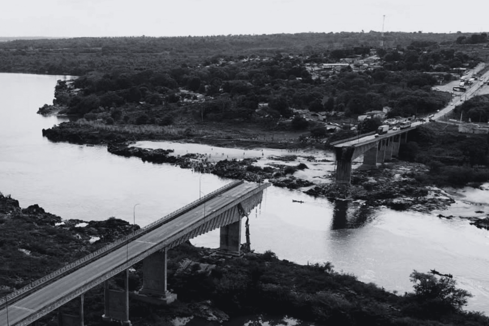 Sobe para 12 o número de mortos após queda de ponte que liga Tocantins e Maranhão