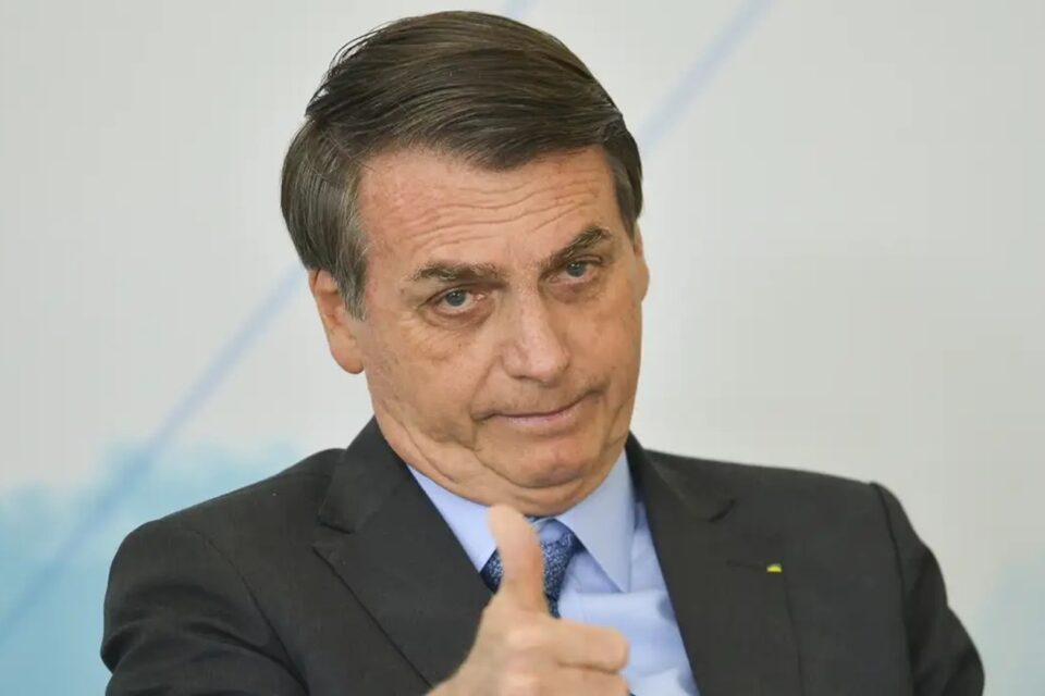 Defesa de Bolsonaro pede ao STF 83 dias para apresentar resposta à denúncia da PGR