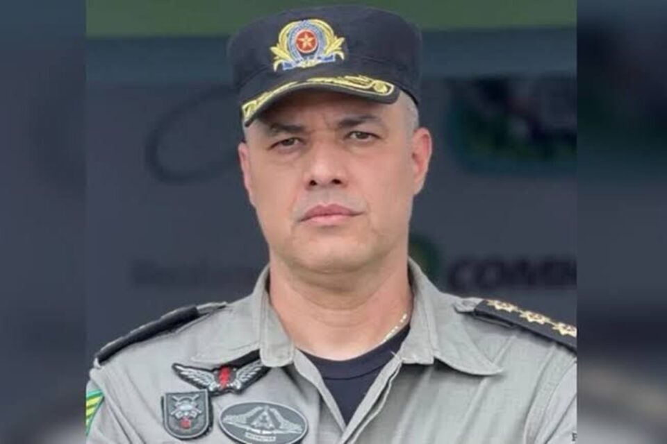 Morte de paciente em surto motiva viaturas a ter armas não letais, diz comandante