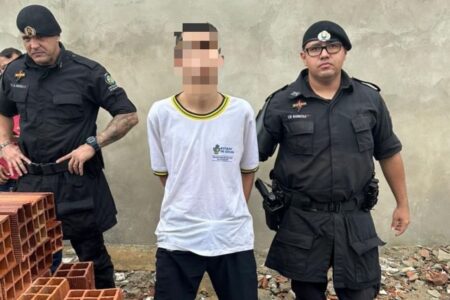 Justiça mantém detido jovem suspeito de matar comperciante em galeria de Goiânia