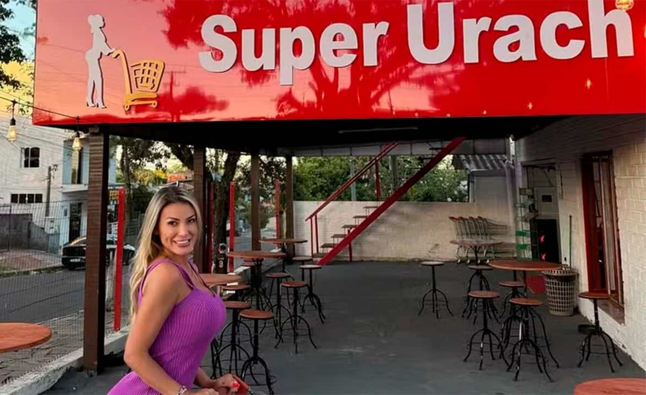 Andressa Urach anuncia abertura de supermercado com seu nome Ex-Fazenda possui uma linha de cosméticos e ainda pretende abrir uma igreja