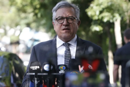 Padilha desiste de viajar a Nova York após restrições do governo Trump