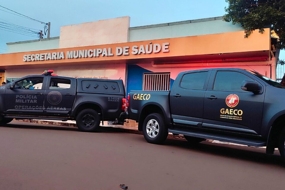 A imagem mosta a fachada do prédio da Secretaria Municipal de Saúde de Nerópolis
