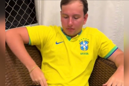 Família aparece com queimaduras (Foto: Reprodução)