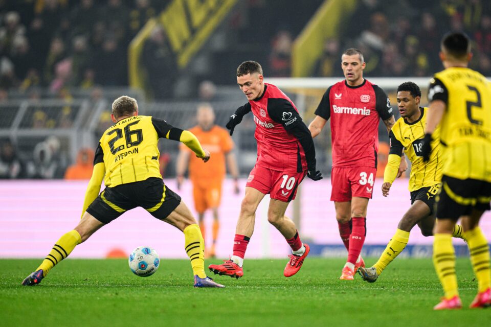 Leverkusen vence Borussia