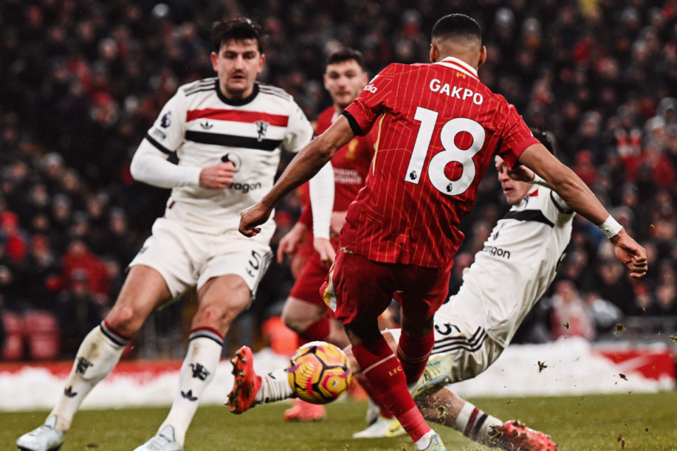 Jogo entre Liverpool e Manchester United