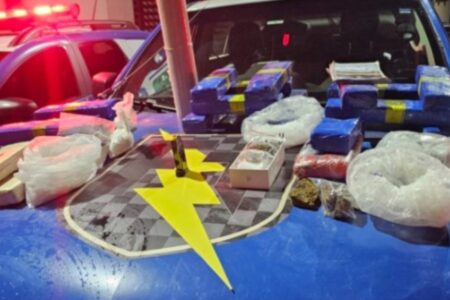 Drogas apreendidas em laboratório de Catalão (Foto: Zap Catalão)