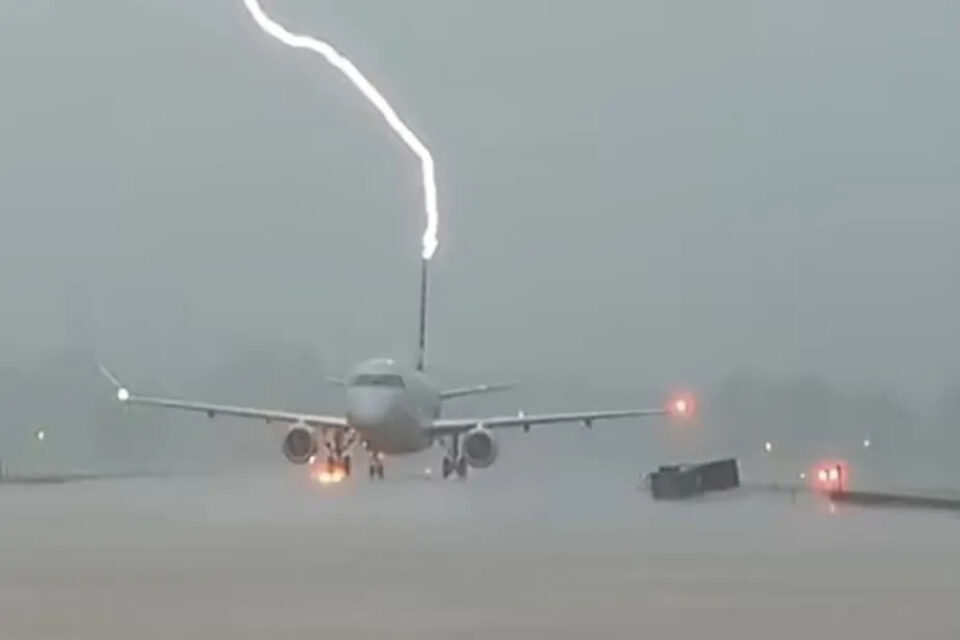 AVIAO (1)