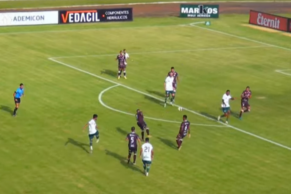 Jogo entre Jataiense e Inhumas no Goianão