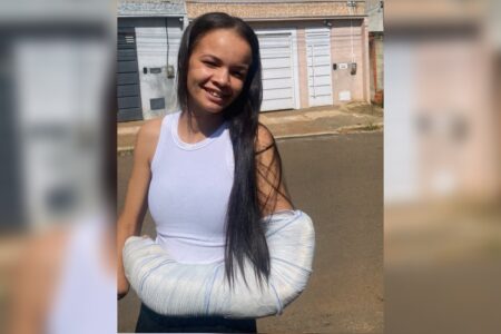 Mulher que teve mão decepada pelo ex vai voltar a estudar: 'Filhos dependem de mim'