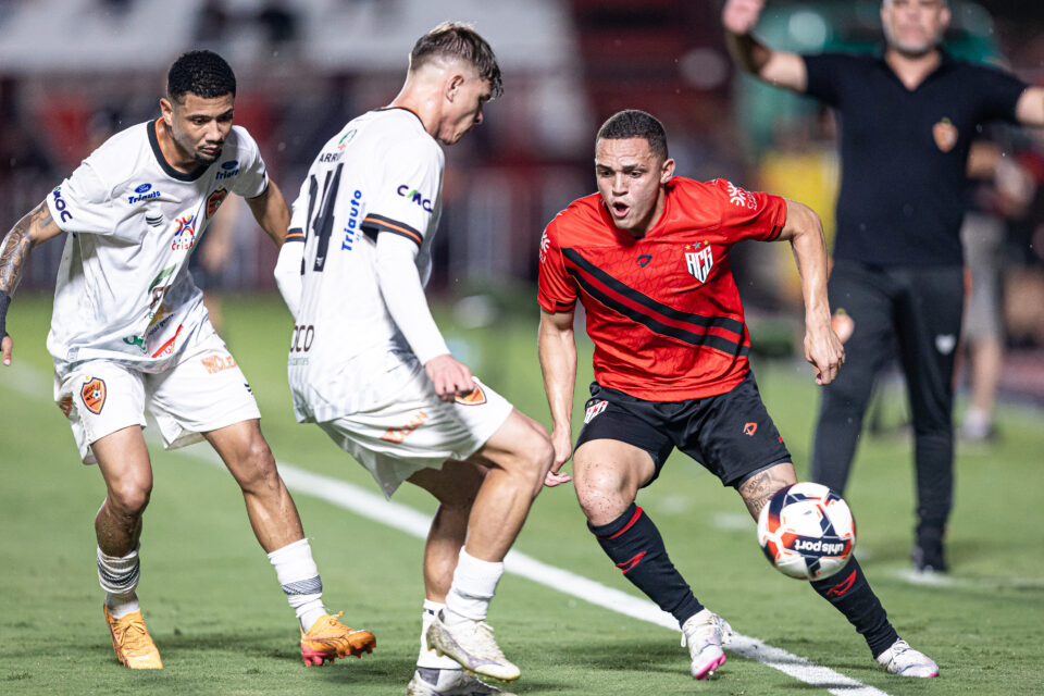 Atlético Goianiense x Abecat