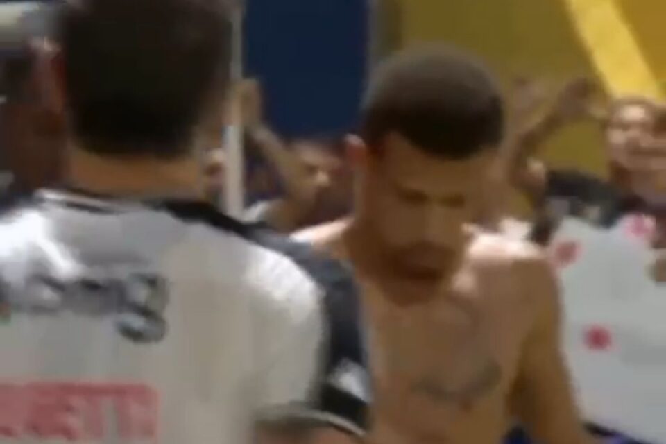 João Victor discute com torcedor
