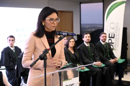 Defensora pública de Goiás assumirá entidade nacional da categoria Fernanda Fernandes será empossada presidente da Anadep