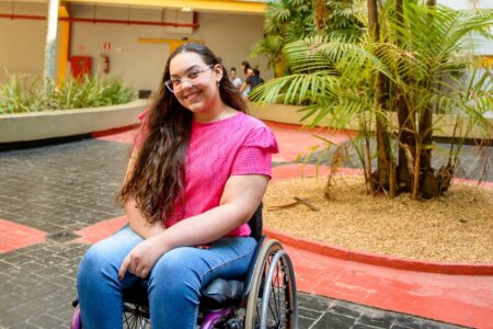 'Minha vida não acabou': como está Isadora 7 anos após atentado no Colégio Goyases