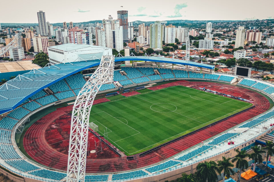 Vila Nova recebe Luverdense pela Copa Verde