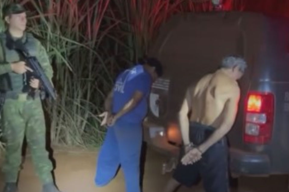 Homens presos por desrespeitar a piracema (Foto: Reprodução)