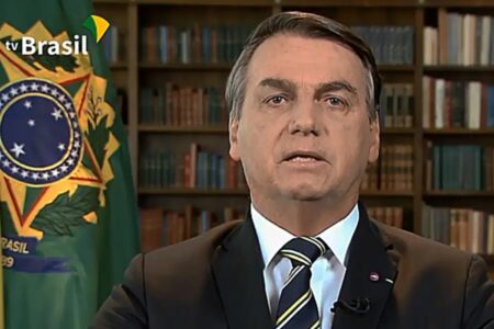 Defesa de Bolsonaro insiste em mais prazo para responder denúncia da PGR Advogados do ex-presidente querem ao menos 83 dias