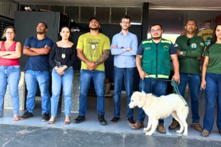 Polícia resgata cachorro preso sem água no 'sol escaldante', em Porangatu