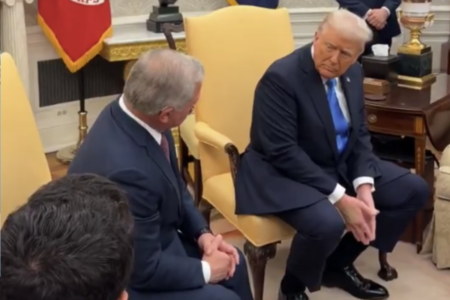 Trump e rei Abdullah, da Jordânia (Foto: Reprodução)