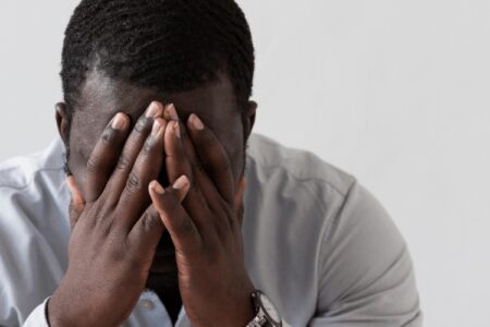 TRT mantém demissão por justa causa de empregado que chamou colega de “Negresco” "Não parece um escravo?”, disse o funcionário de uma empresa