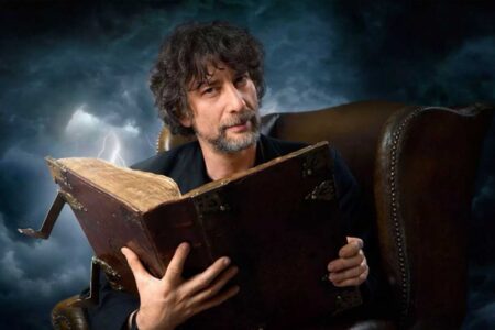 Neil Gaiman e ex-mulher são processados por estupro e tráfico humano Ação foi movida por Scarlett Pavlovich, que trabalhou como babá