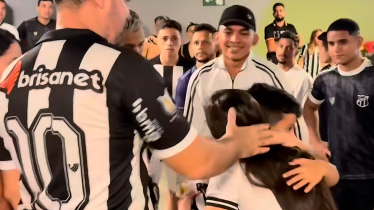 Torcida do Ceará ajuda mã e reencontrar filho