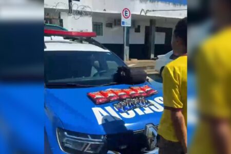 Ladrão de café e chocolate é detido por funcionários de mercado em Caldas Novas