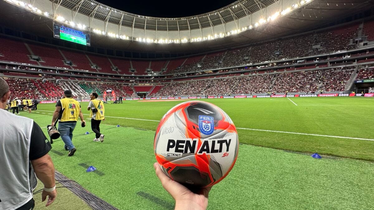 Bola Penalty, utilizada no Campeonato Carioca