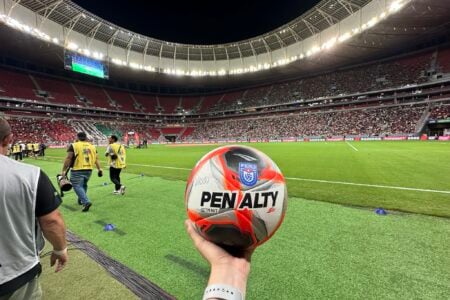 Bola Penalty, utilizada no Campeonato Carioca