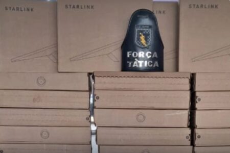 PM apreende antenas da Starlink avaliadas em R$ 200 na BR-060, em Goiás