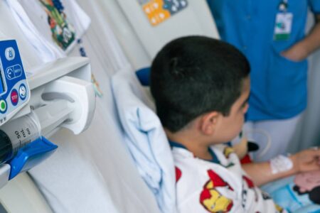 Remédio mais caro do Brasil, de R$ 11 milhões, é aplicado pela primeira vez no SUS