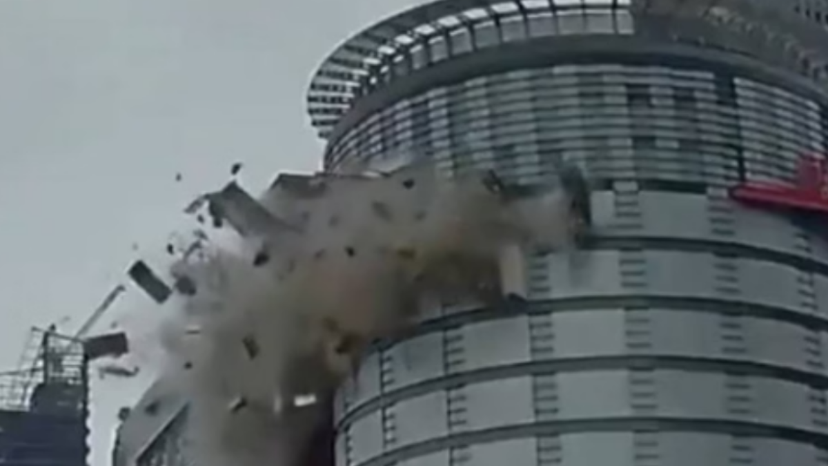 Imagem do momento da explosão