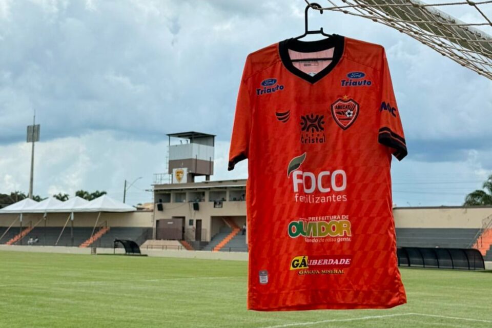 Abecat recebe Vila Nova
