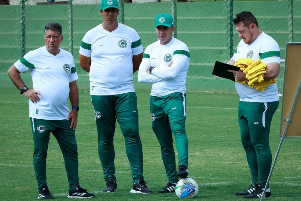 Comissão técnica do Goiás