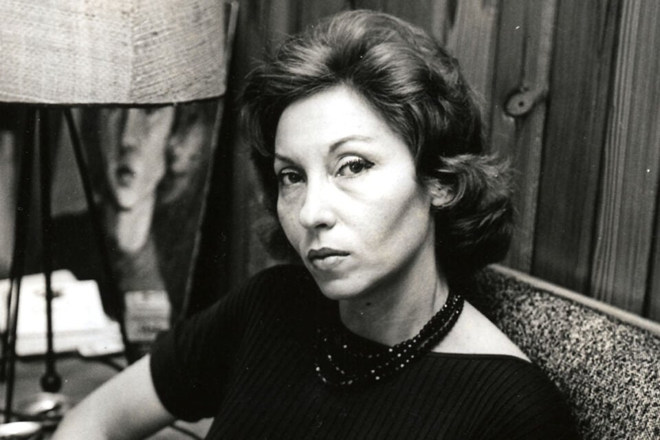 Teatro Goiânia Ouro recebe espetáculo gratuito sobre Clarice Lispector