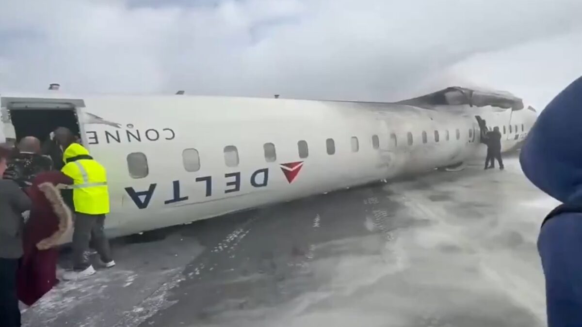 Acidente de avião no Canadá deixa ao menos 8 feridos