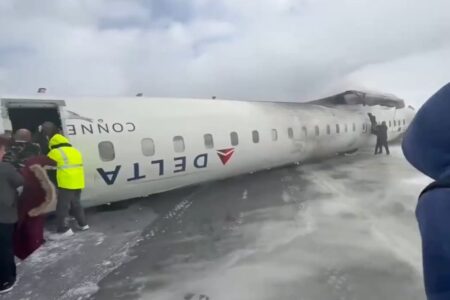 Acidente de avião no Canadá deixa ao menos 8 feridos