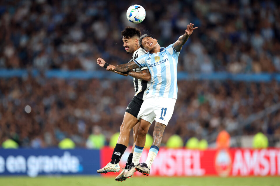Botafogo perde para Racing e se complica na Recopa