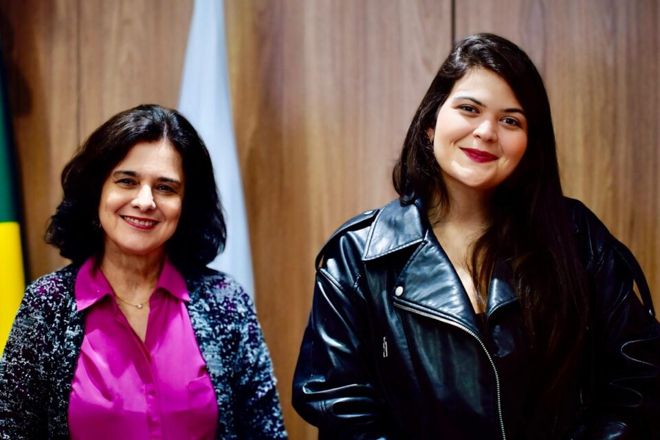 Vereadora se reúne com ministra para apresentar lei de leito separado para mães de natimorto