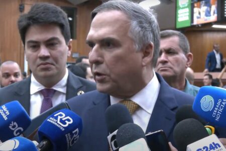 Mabel quer reduzir em 40% valor de contrato com fundação que gere maternidades de Goiânia