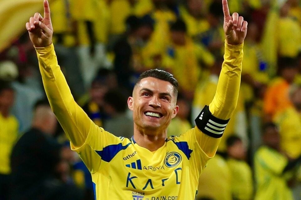 Cristiano Ronaldo comemora gol pelo Al-Nassr