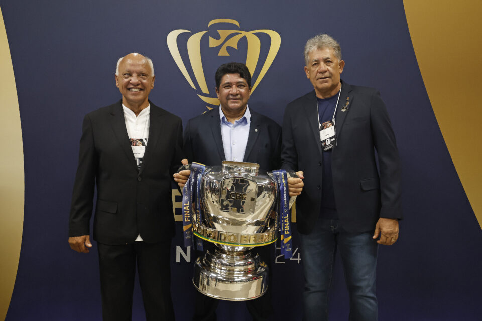 CBF diz receber críticas de Ronaldo