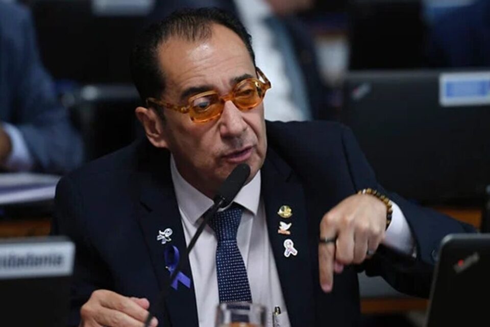 jorge-kajuru-comentario-pesquisa