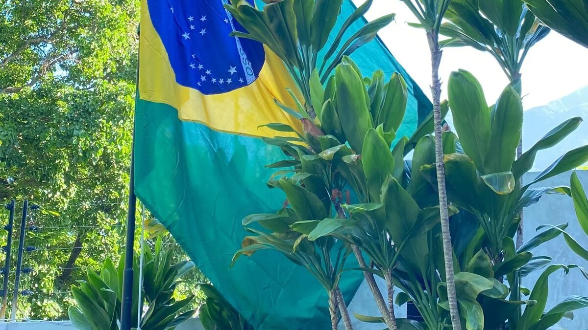 Venezuela impede acesso a água em embaixada com asilados sob tutela do Brasil