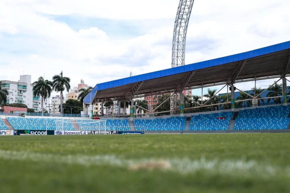 Goiânia recebe a Jataiense