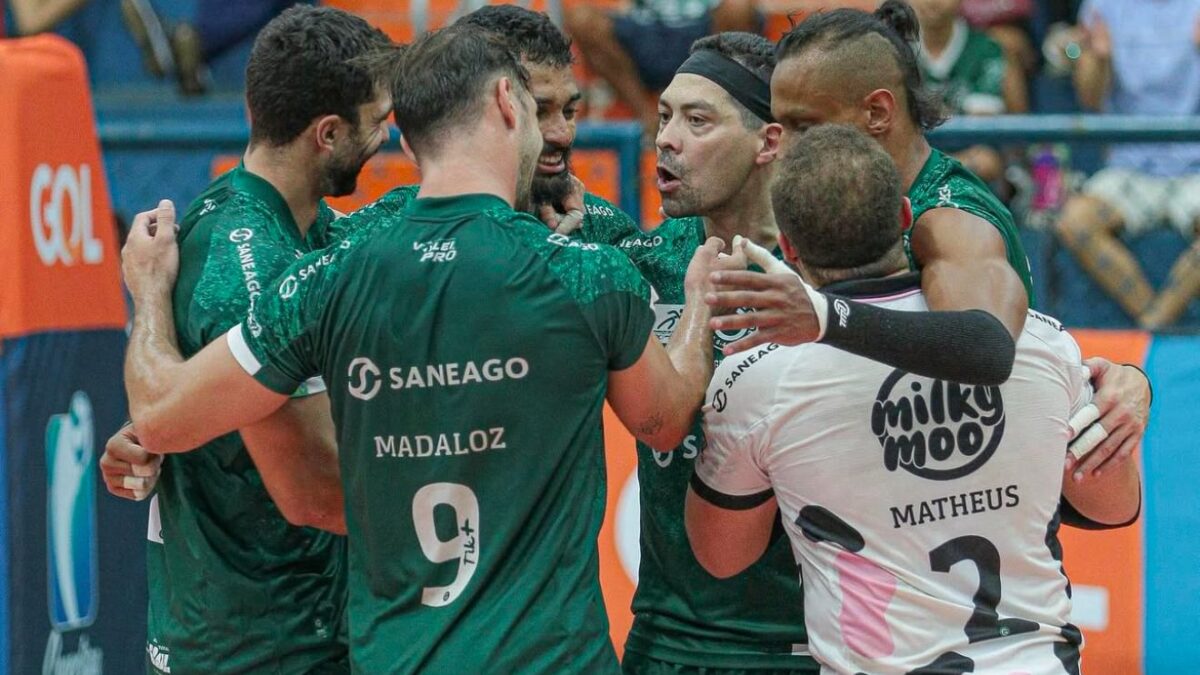 Praia Clube e Goias se enfrentam pela Superliga