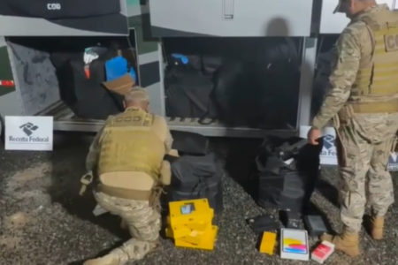 Apreensão de mercadorias na fronteira sul de Goiás, em Itumbiara (Foto: Reprodução)