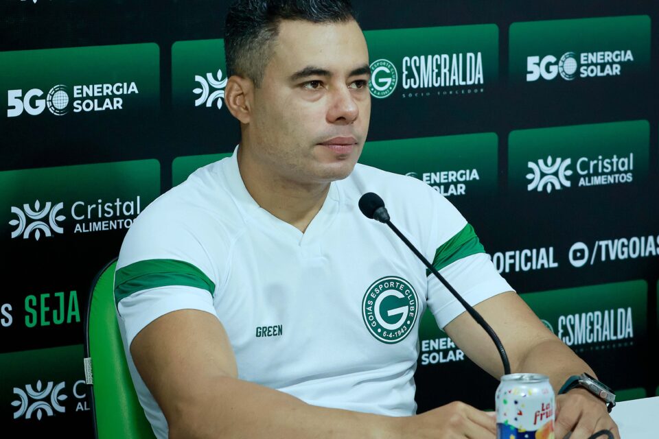 Jair Ventura pede reação imediata