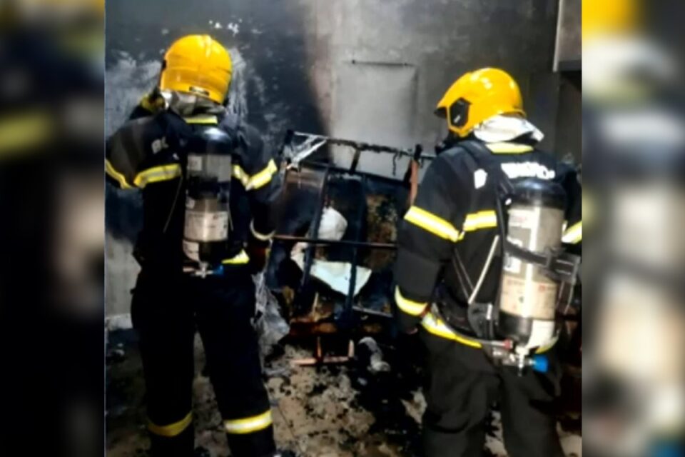 Criança põe fogo na casa ao brincar com fósforo encima de colchão, em Mineiros